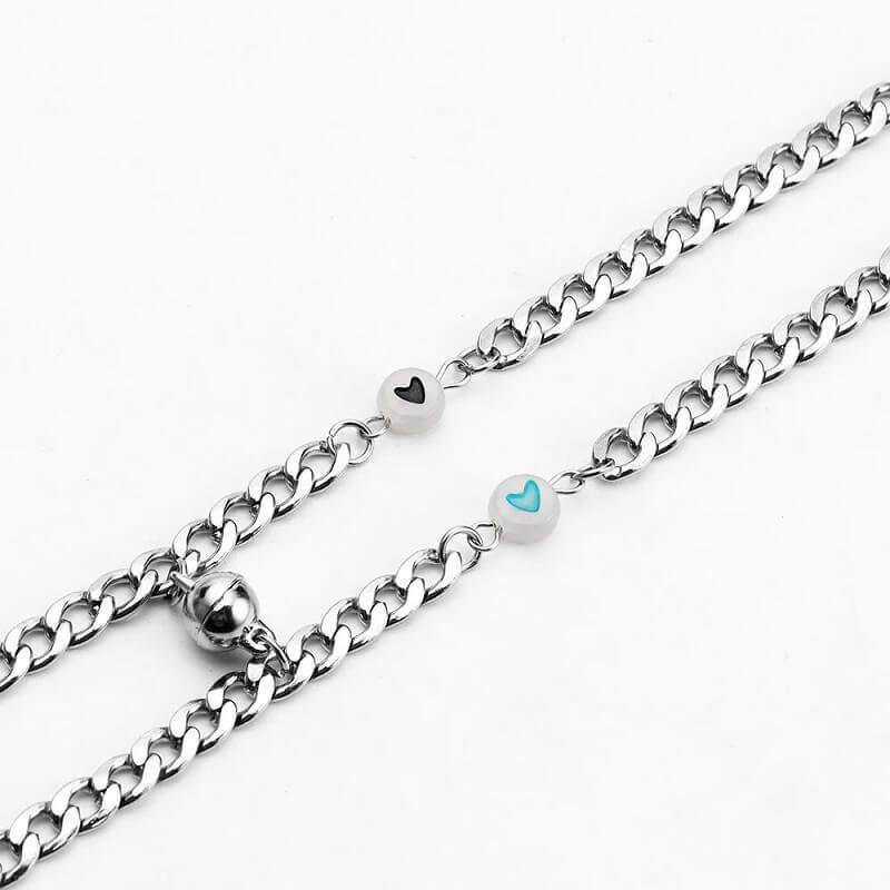 2pcs Magnetic Bracelets Glow in the Dark